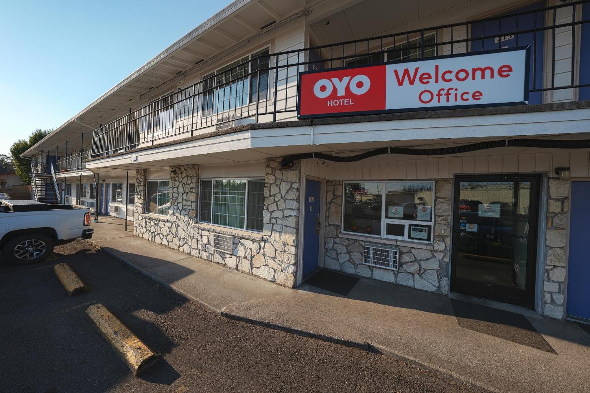 Oyo Hotel St Helens Or St. Helens Exterior foto